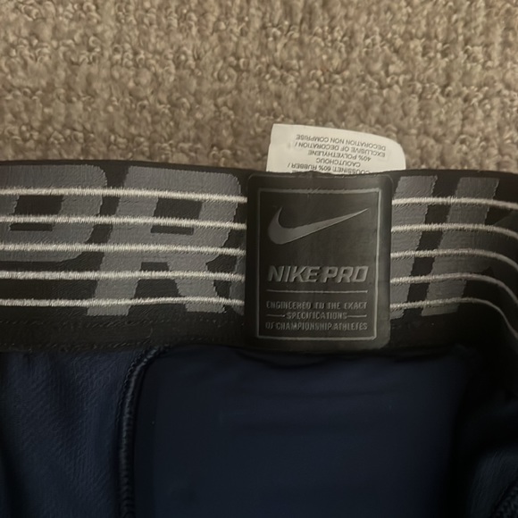 XL COMPRESSIONS - Picture 2 of 3